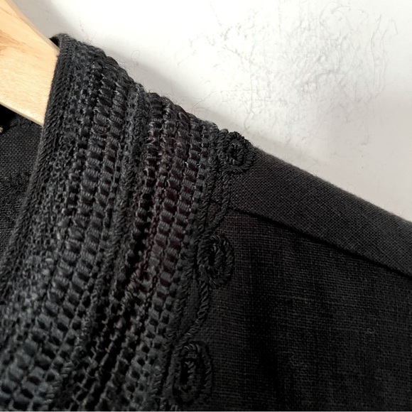 Soft Surroundings Desert Linen Tunic Top Black Embroidered Classic Playful Chic - Picture 6 of 15
